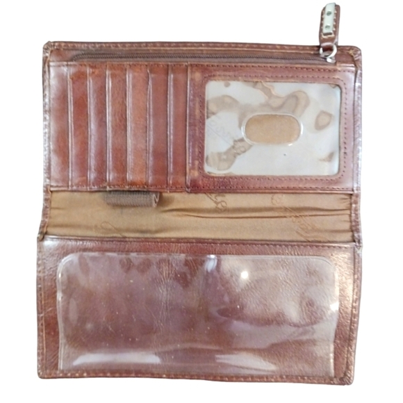 Fossil Bundle Wallets and Pouch - Picture 4 of 12